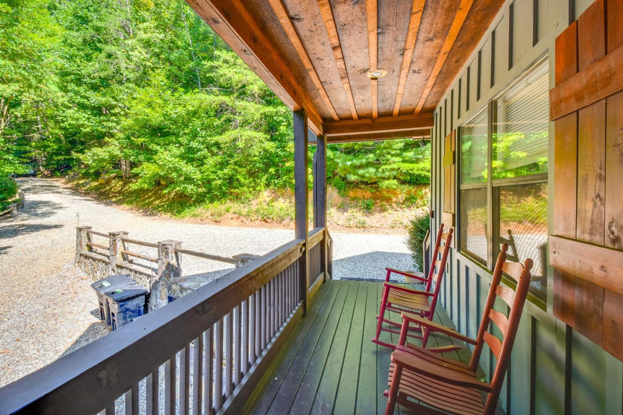 Mountain Cabin With Hot Tub And Fire Pit! 布莱尔斯维尔 外观 照片